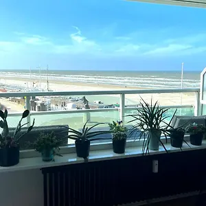 Fleurette Apartment